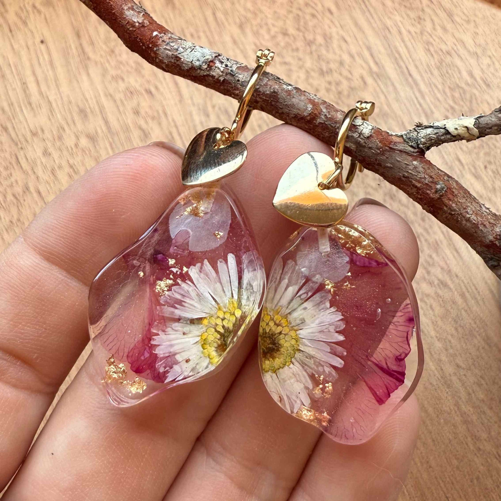 Vista del tamaño original del par de aros Petrohue. Bañados en Oro